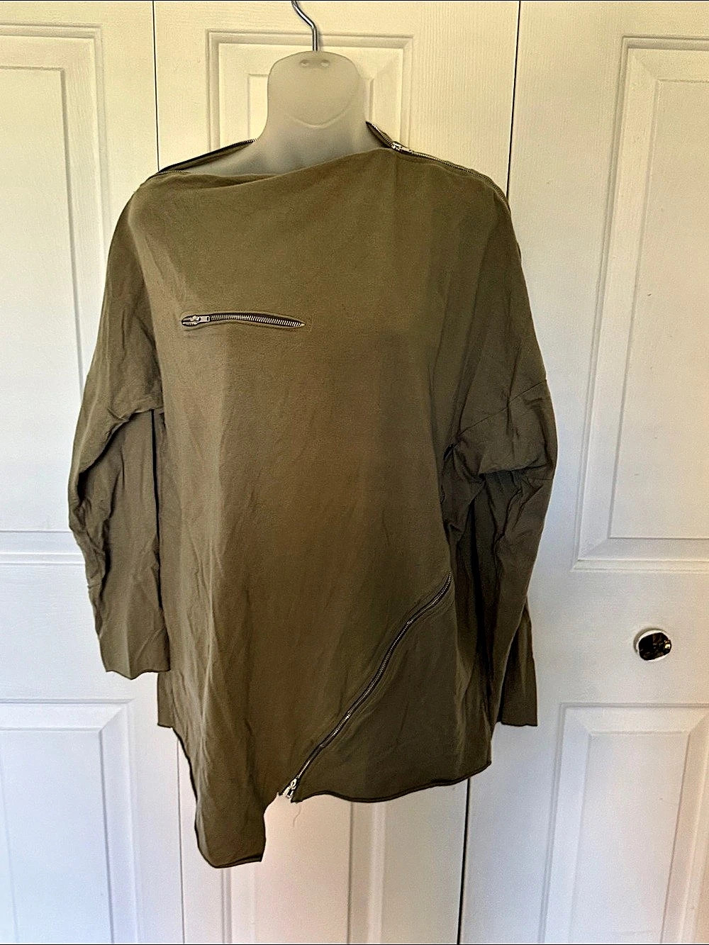 TOV Lis Angeles TOP Green Size 44 Cotton GUC B57